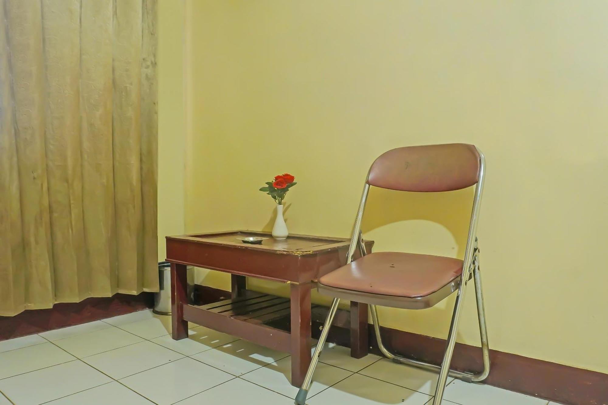 Spot On 92466 Adam Kost Syariahnearwisata Jembatan Barito Hotel Banjarmasin  Exterior foto